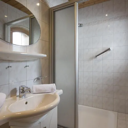Resi & Obermoser Apartment