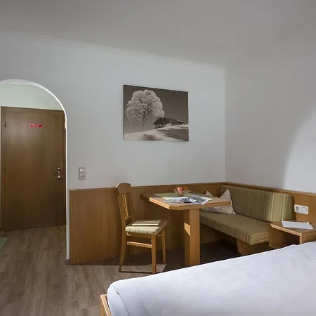 Resi & Obermoser Lejlighed