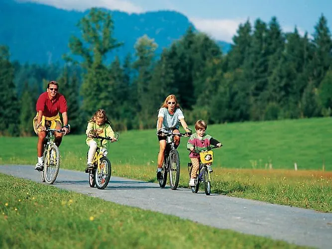 Resi & Obermoser Апартаменты Кёссен