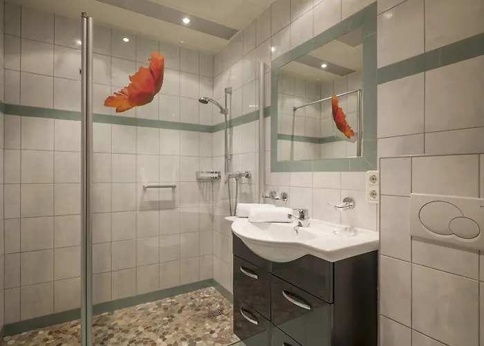 Resi & Obermoser Кёссен